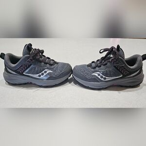 Saucony Excursion TR17 Gray Athletic Shoes - WOMEN'S